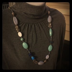 Premier Designs necklace. Blue & turquoise
